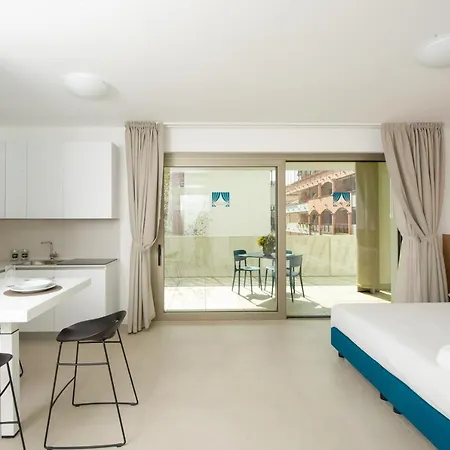 Ariston Teatro Luxury Apartamento 3*