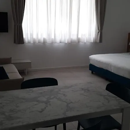 Ariston Teatro Luxury 3* Grado