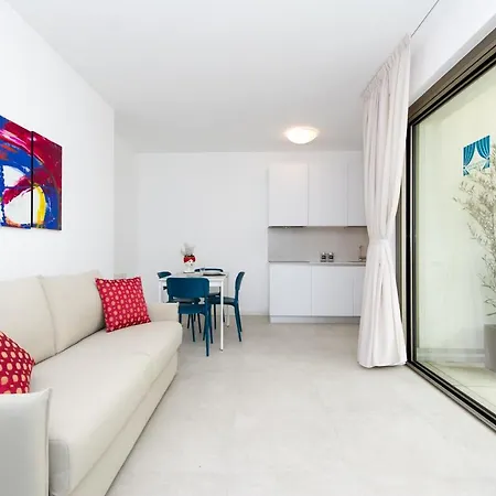 Ariston Teatro Luxury Apartment Grado